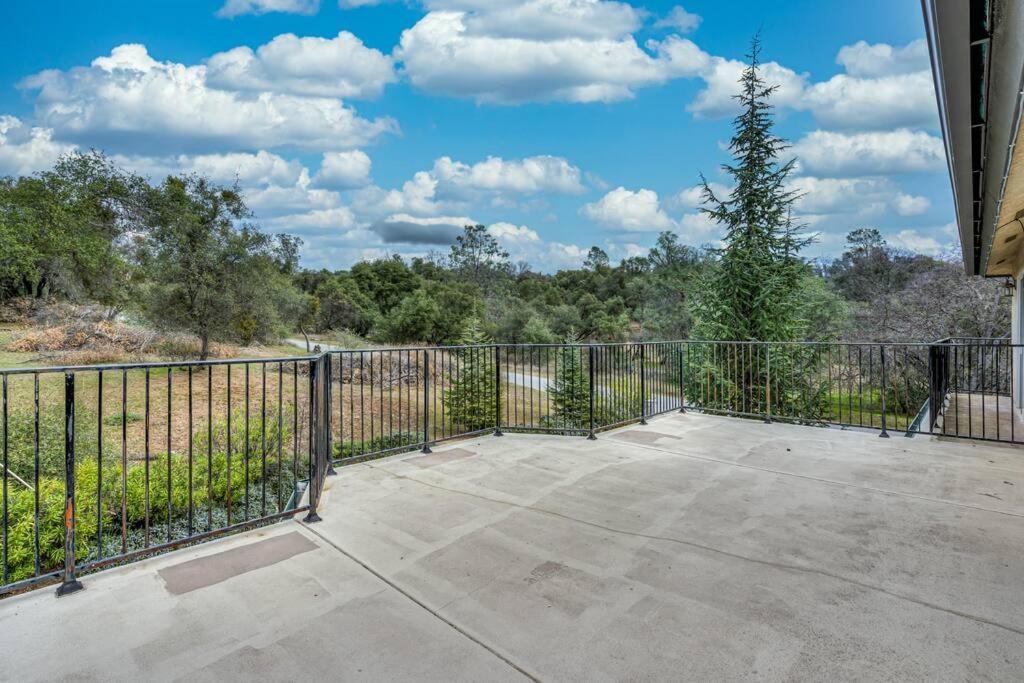 Villa Yosemite South Presidential Mansion Coarsegold Exterior foto